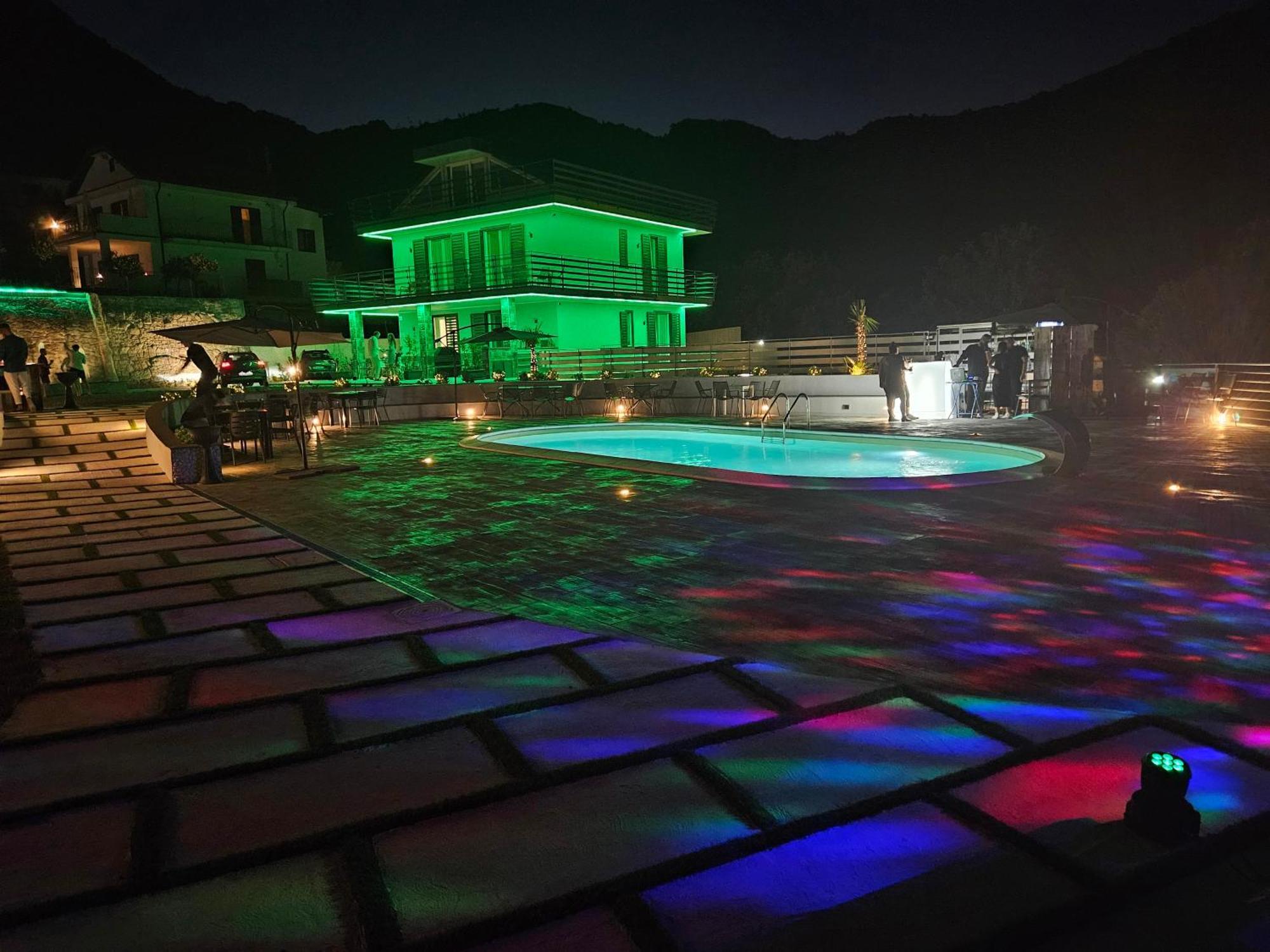 Tenuta Croce Appartamento Karol-Piscina-Vista Mare Salerno Eksteriør bilde